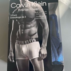 NIB 3-pack Calvin Klein stretch trunks
